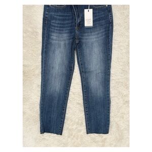 Risen Blue Jeans w/ Asymmetrical Zipper/Button Closure - Size 11/30 (NWT)